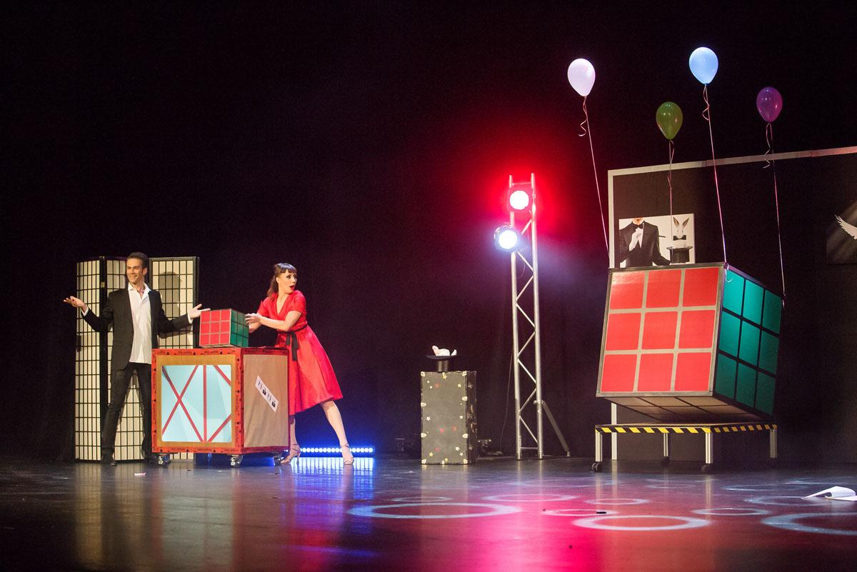 Zaubershow Rubiks Cube Act