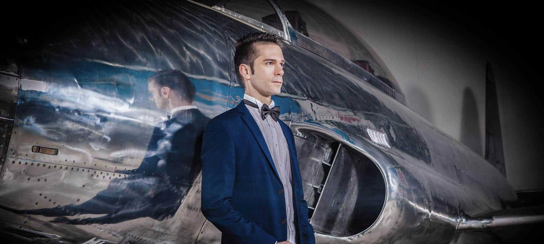 Zauberer MAGIC MAN vor seiner Zaubershow