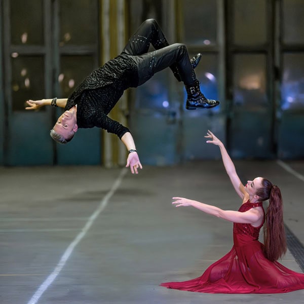 Magier Flying Illusion Video